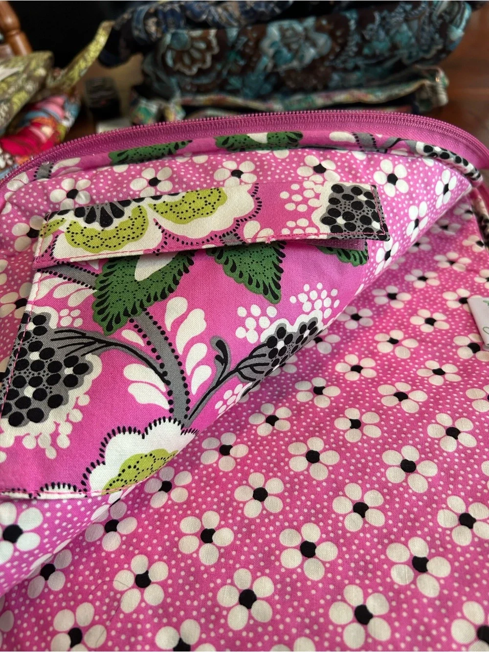 Vera Bradley Quilted Laptop Sleeve Case Padded Zippered Bag in Priscilla Pink
